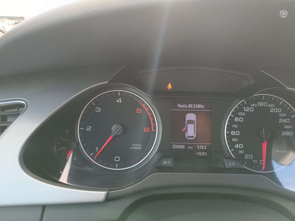Audi A4, 2.0 l., universalas