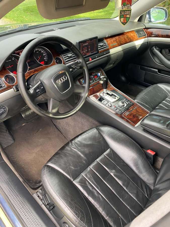 Audi A8, 3.0 l., Седан