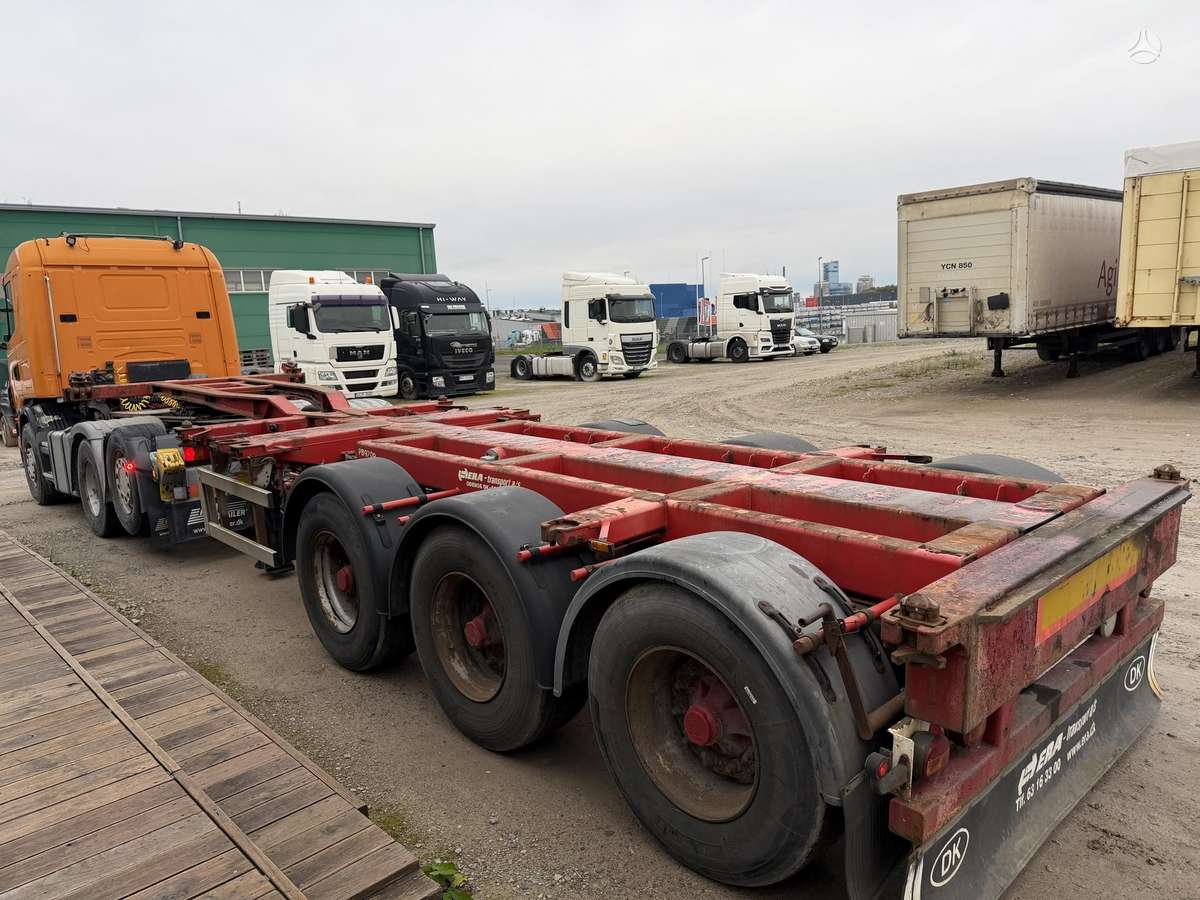 HFR Multi chassi D-Tec type, konteineru