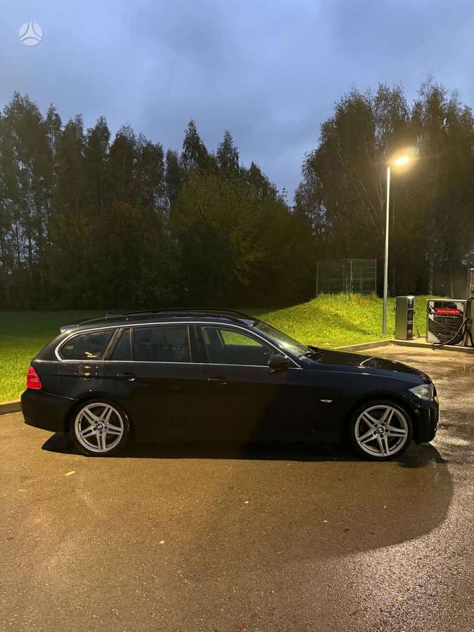 BMW 330, 3.0 l., Универсал