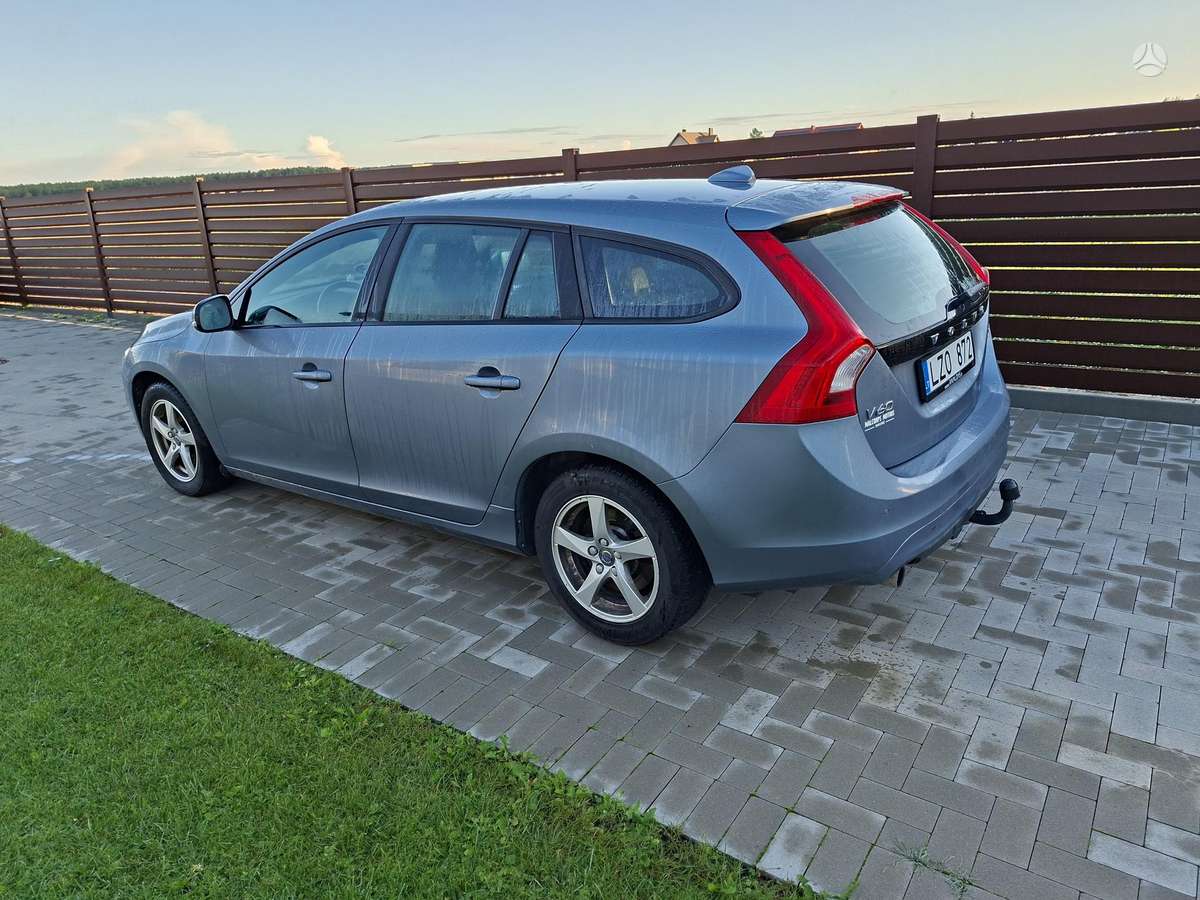 Volvo V60, 2.0 l., Универсал