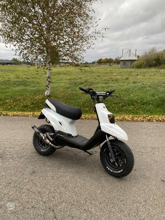 Yamaha Booster 49cc, scooters / mopeds