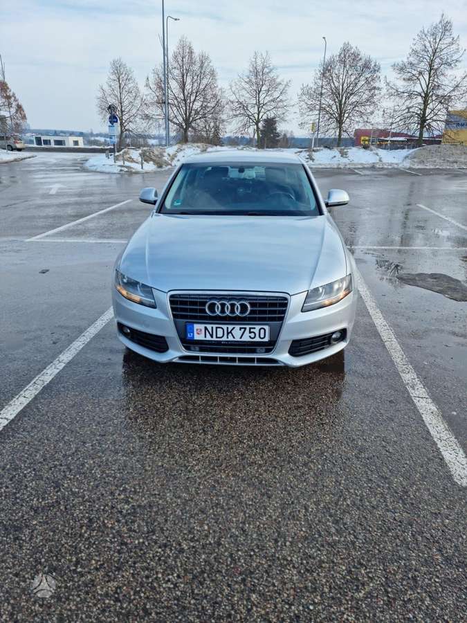 Audi A4, 2.0 l., Седан