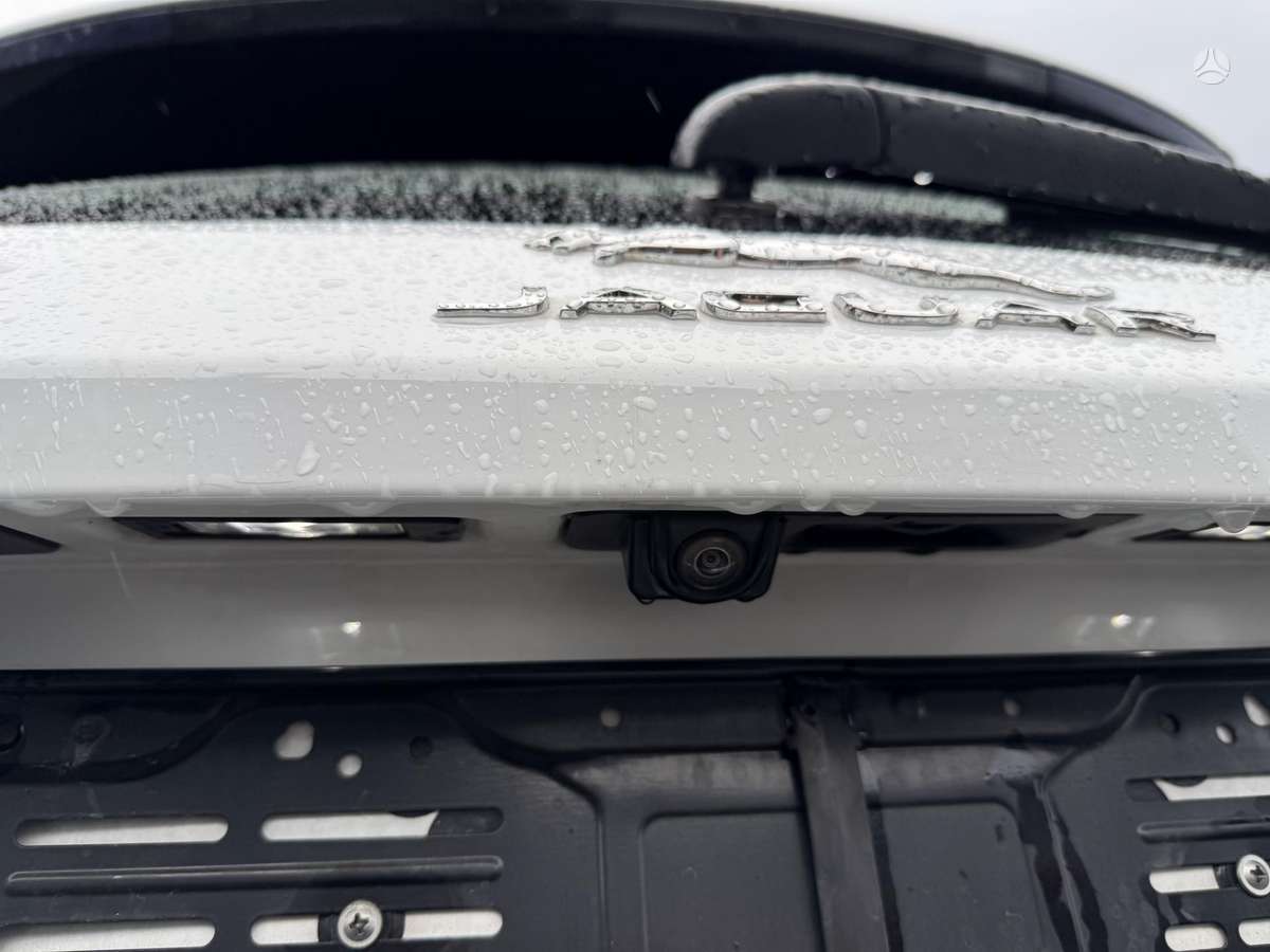 Jaguar E-Pace, 2.0 l., off-road / crossover