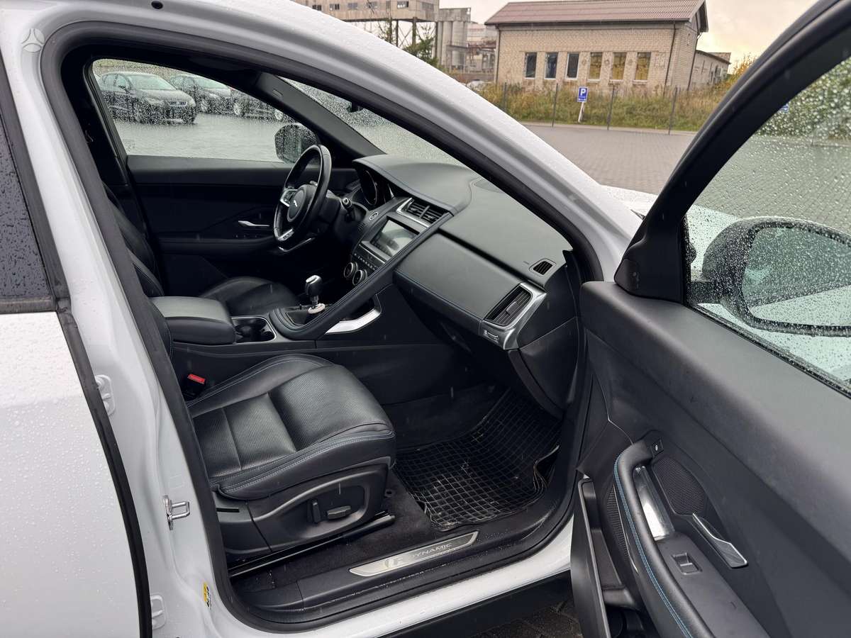 Jaguar E-Pace, 2.0 l., Внедорожник / Кроссовер