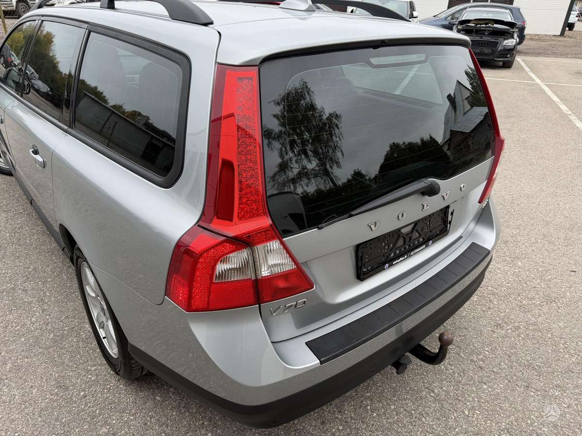 Volvo V70, 2.4 l., wagon