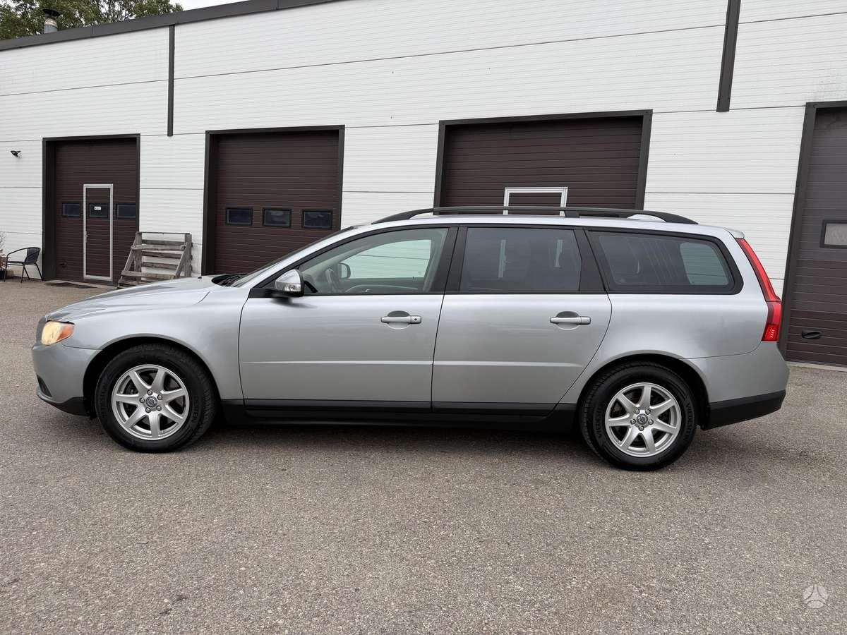 Volvo V70, 2.4 l., Универсал