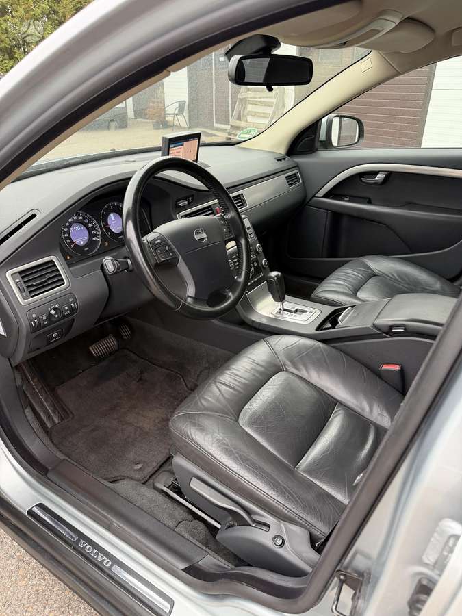 Volvo V70, 2.4 l., wagon