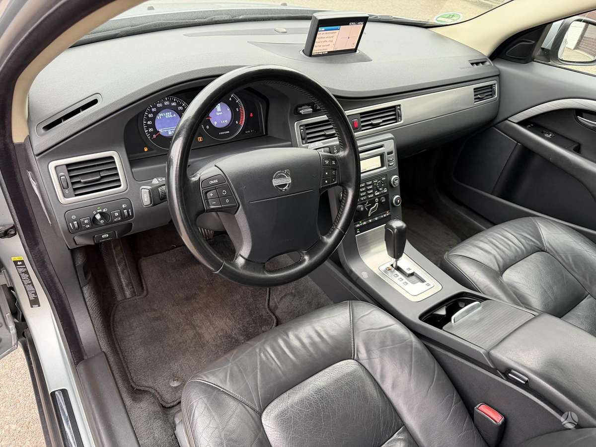 Volvo V70, 2.4 l., wagon