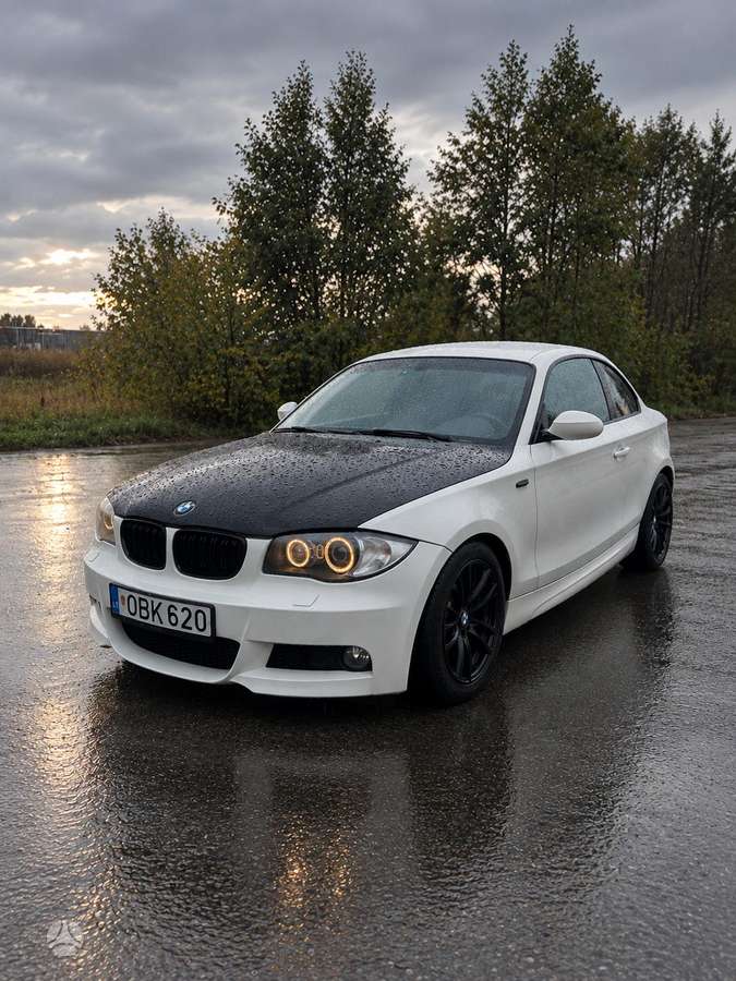 BMW 120, coupe