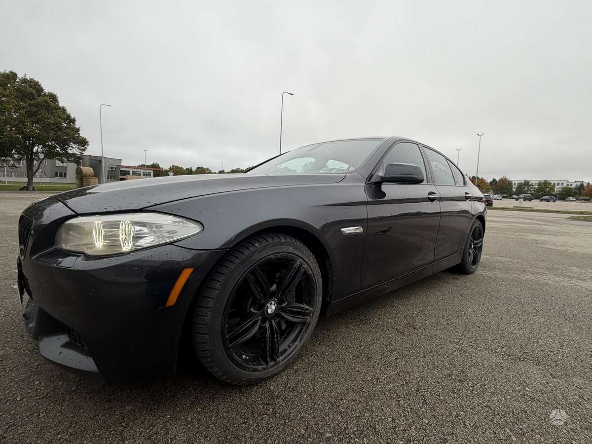 BMW 550, 4.4 l., Седан