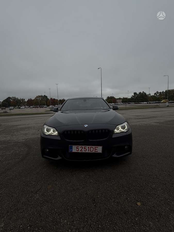 BMW 550, 4.4 l., Седан
