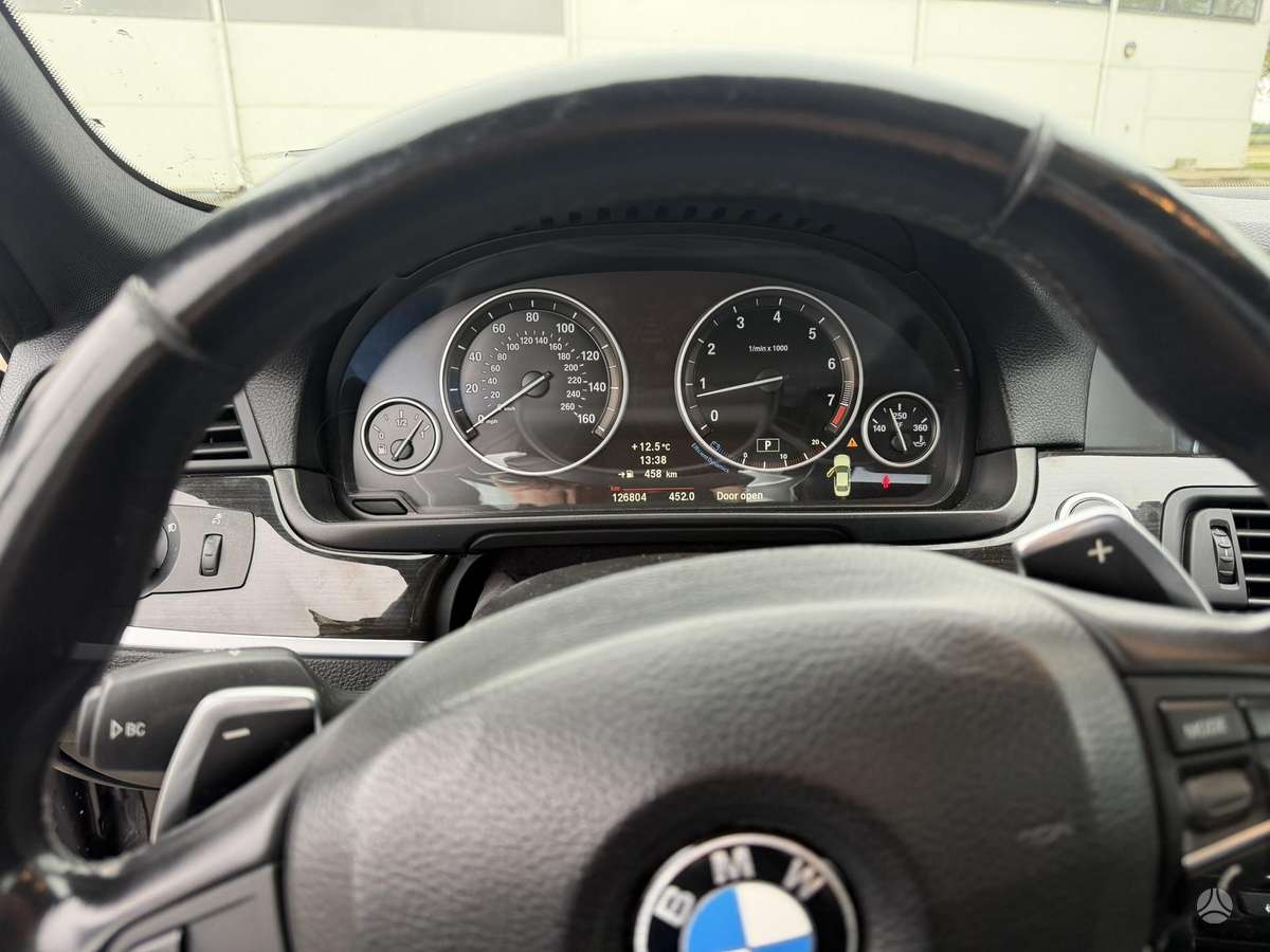 BMW 550, 4.4 l., Седан