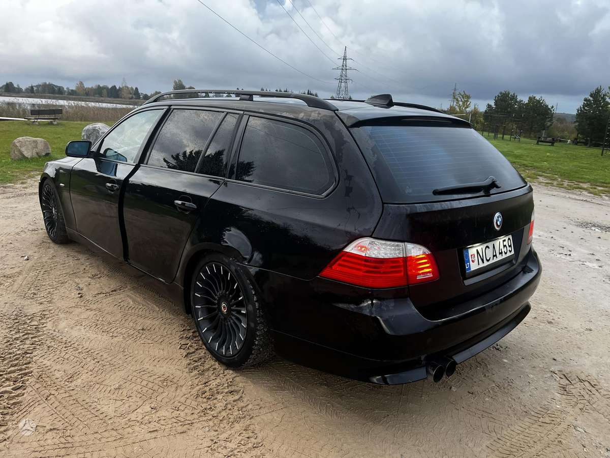 BMW 525, 3.0 l., wagon