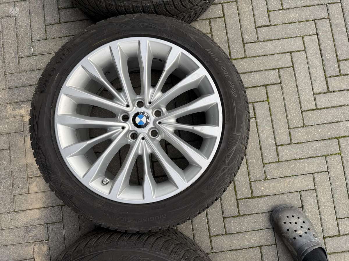 BMW, lengvojo lydinio, R18