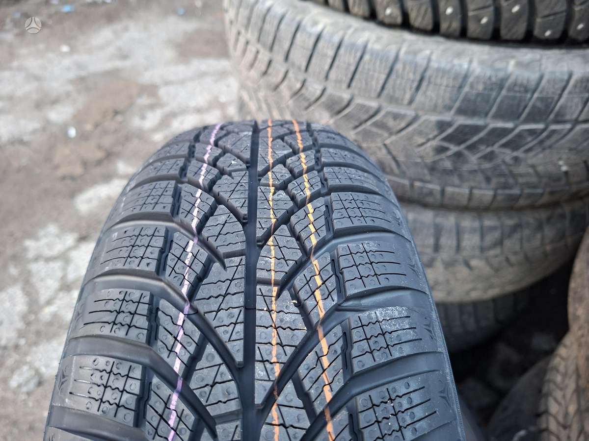 Kumho WP52+, žieminės 155/60 R15