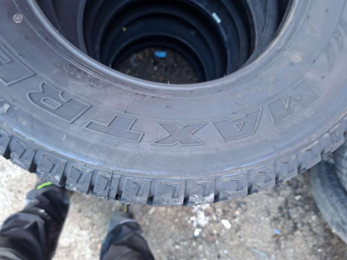 Maxtrek, winter 225/70 R15