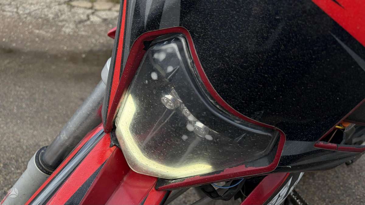 Gilera SMT, supermoto