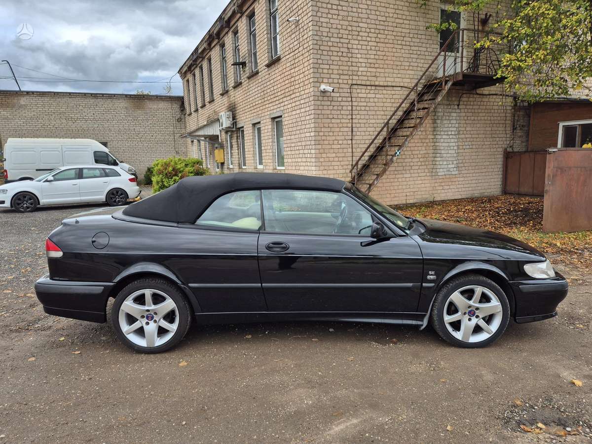 Saab 9-3, 2.3 l., convertible