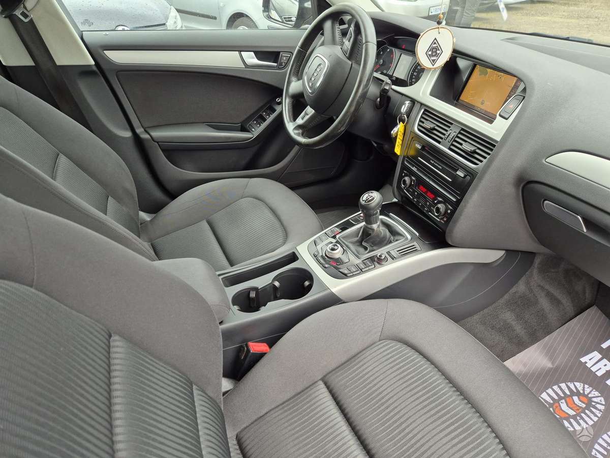Audi A4, 2.0 l., Универсал