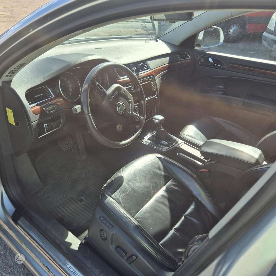 Skoda Superb, 2.0 l., wagon