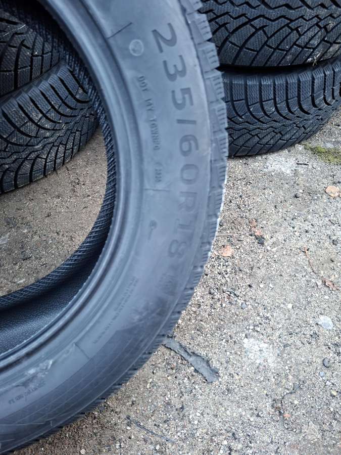 Austone, žieminės 235/60 R18