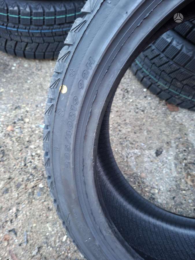 Maxtrek, зимние 235/40 R19