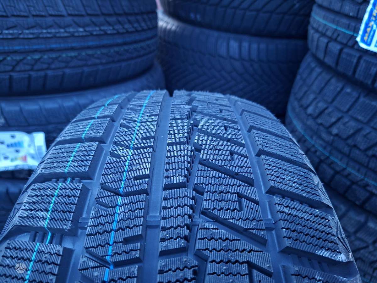 Maxtrek, žieminės 235/45 R19