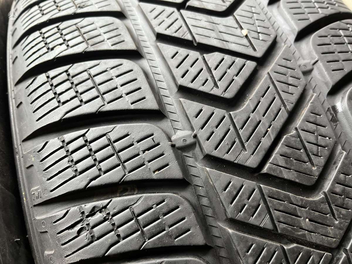 Pirelli Scorpion Winter Elect AO, всесезонные 255/50 R19