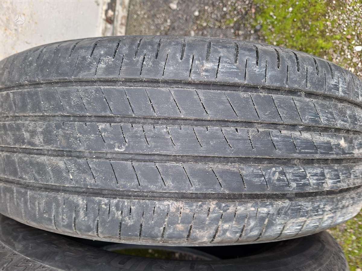 Bridgestone, vasarinės 215/60 R17