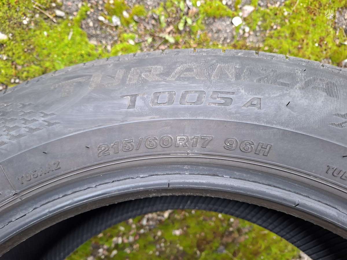 Bridgestone, summer 215/60 R17