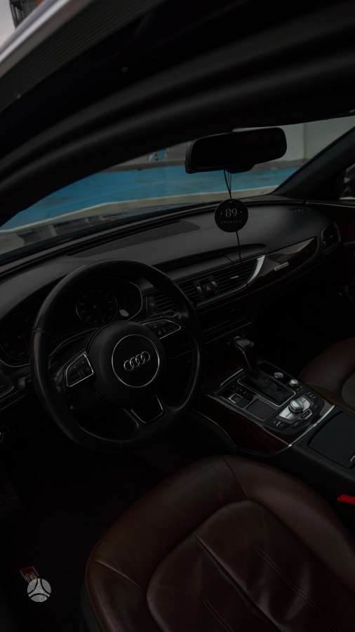 Audi A6, saloon / sedan