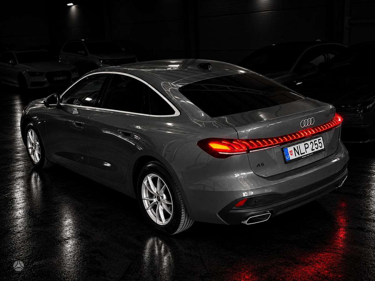 Audi A5, 2.0 l., Седан