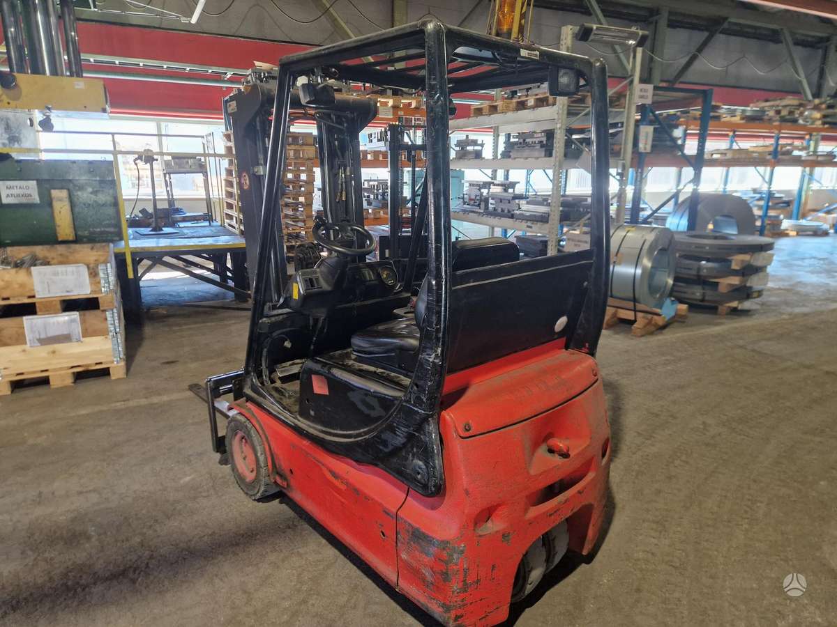 Linde E14, forklifts