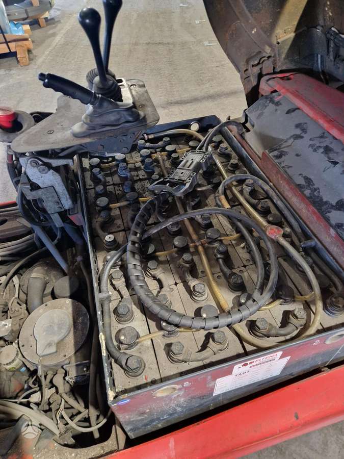 Linde E14, šakiniai krautuvai
