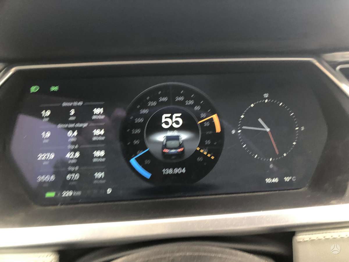 Tesla Model S, 60 кВт·ч, Хэтчбек