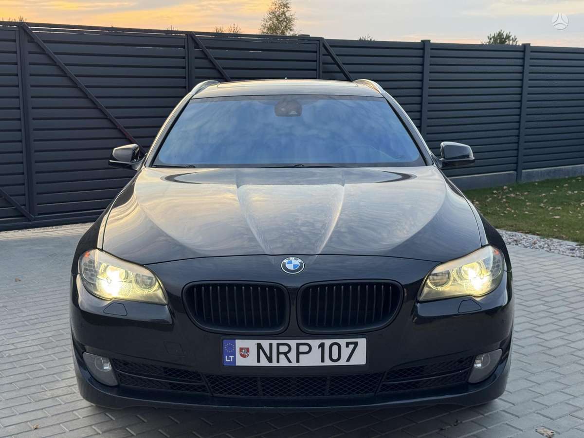 BMW 520, 2.0 l., universalas