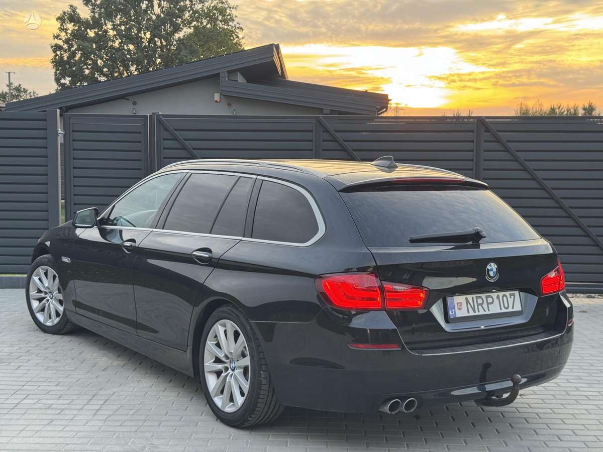 BMW 520, 2.0 l., universalas
