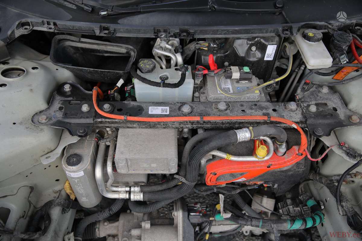 Tesla Model 3, saloon / sedan