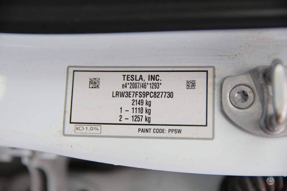 Tesla Model 3, saloon / sedan