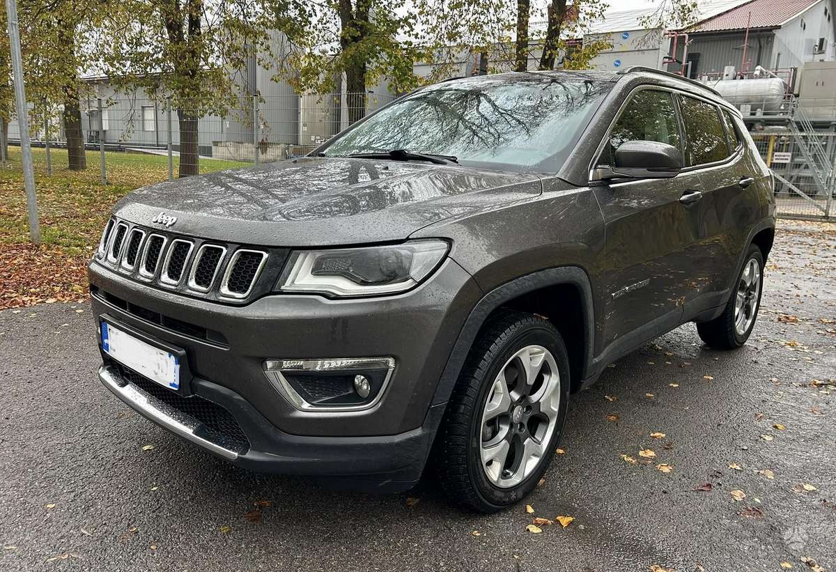 Jeep Compass, 2.0 l., off-road / crossover