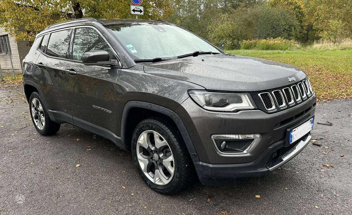Jeep Compass, 2.0 l., off-road / crossover