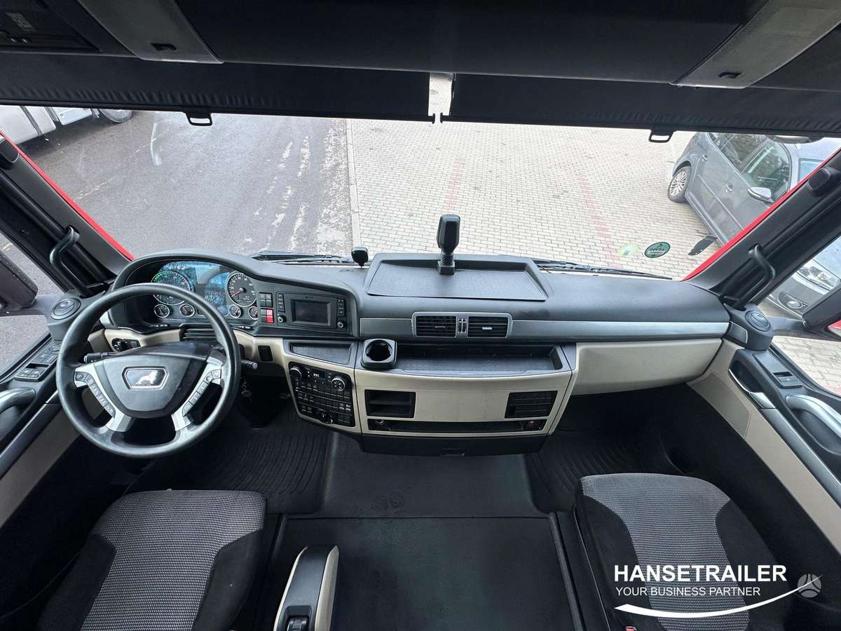 MAN TGX Mega Retarder Lowdeck, double sleeper