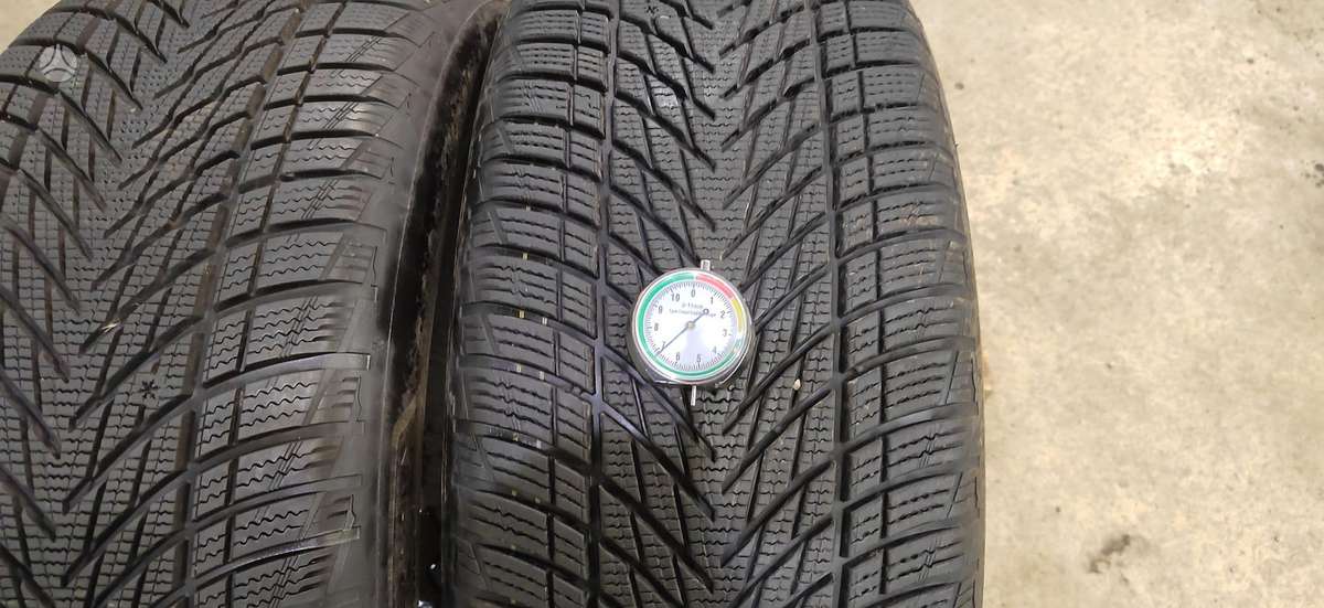Goodyear Ultra Grip  Performance 3, winter 245/50 R19