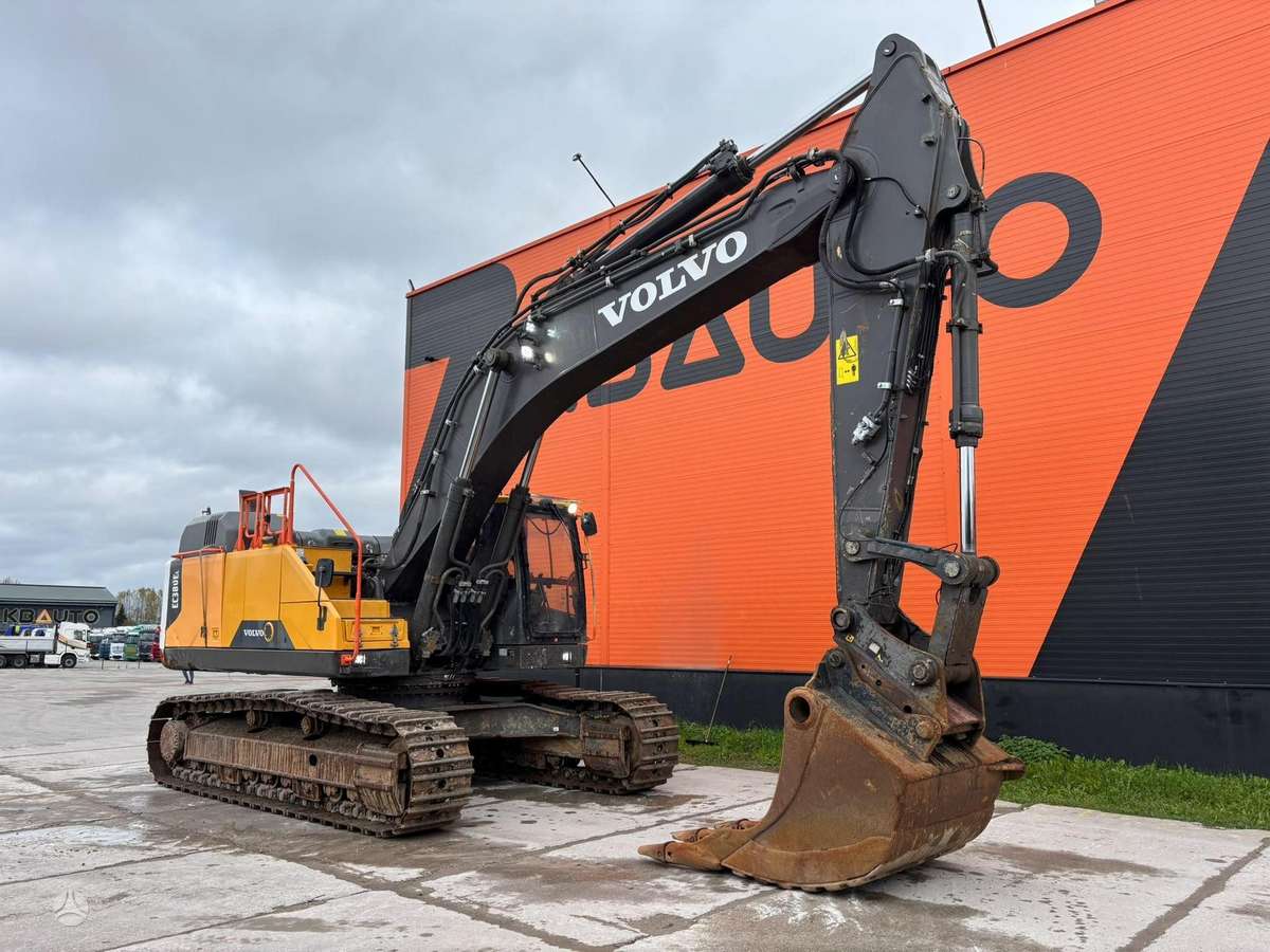 Volvo EC 380 EL, ekskavatoriai