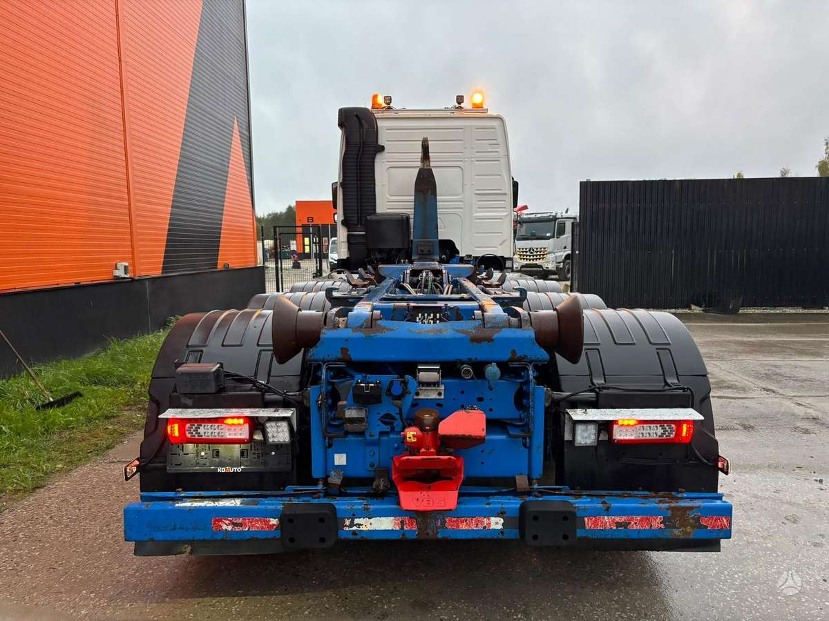 Volvo FM 500 8x4*4, hooklift trucks