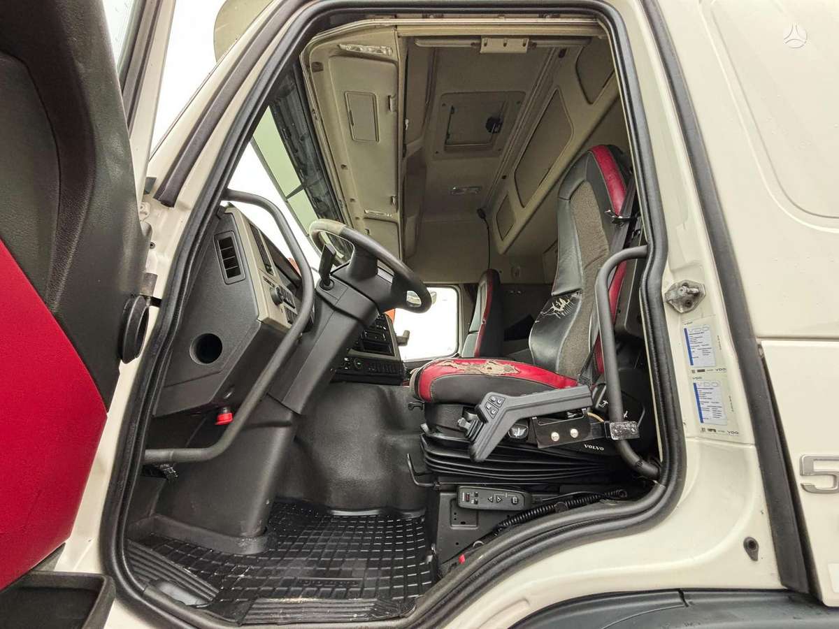 Volvo FM 500 8x4*4, hooklift trucks