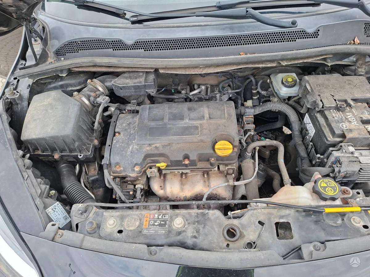 Opel Corsa, 1.4 l., Хэтчбек