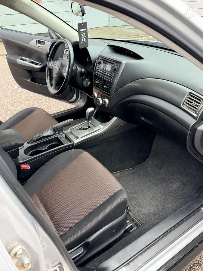Subaru Impreza, 2.0 l., hatchback