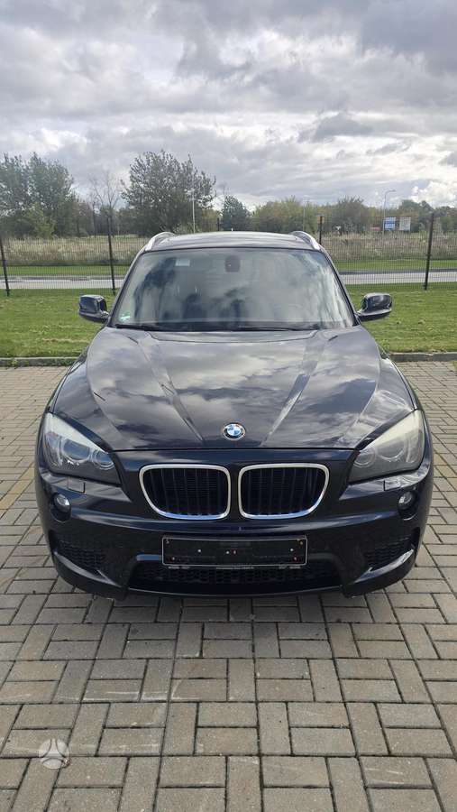 BMW X1, 2.0 l., mpv / minivan